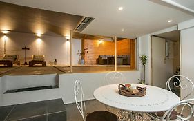 Iriada House